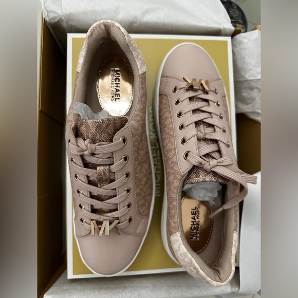 New Pink Michael Kors Sneakers - Picture 2 of 4